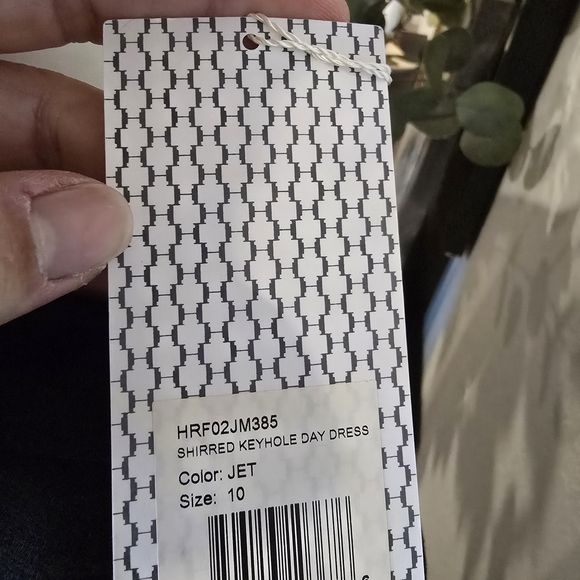 Halston Heritage Shirred Keyhole Black Mini Dress cocktail elegance Size 10 - Picture 6 of 9